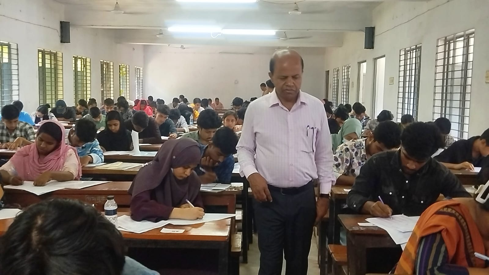 পিরোজপুর বিজ্ঞান ও প্রযুক্তি বিশ্ববিদ্যালয়ে জিএসটির ‘এ’ ইউনিটের ভর্তি পরীক্ষা অনুষ্ঠিত
