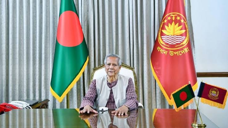 তিন বাহিনীর প্রধানদের সঙ্গে বৈঠক করলেন প্রধান উপদেষ্টা ড. মুহাম্মদ ইউনূস