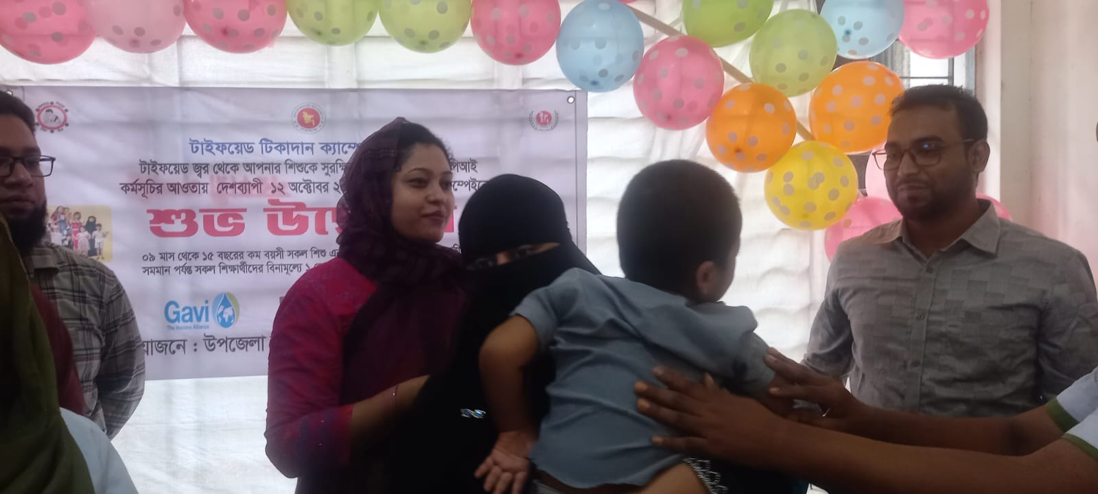 মাদারীপুরশিবচরে টাইফয়েড টিকাদান ক্যাম্পেইন ২০২৫ এর শুভ উদ্বোধন